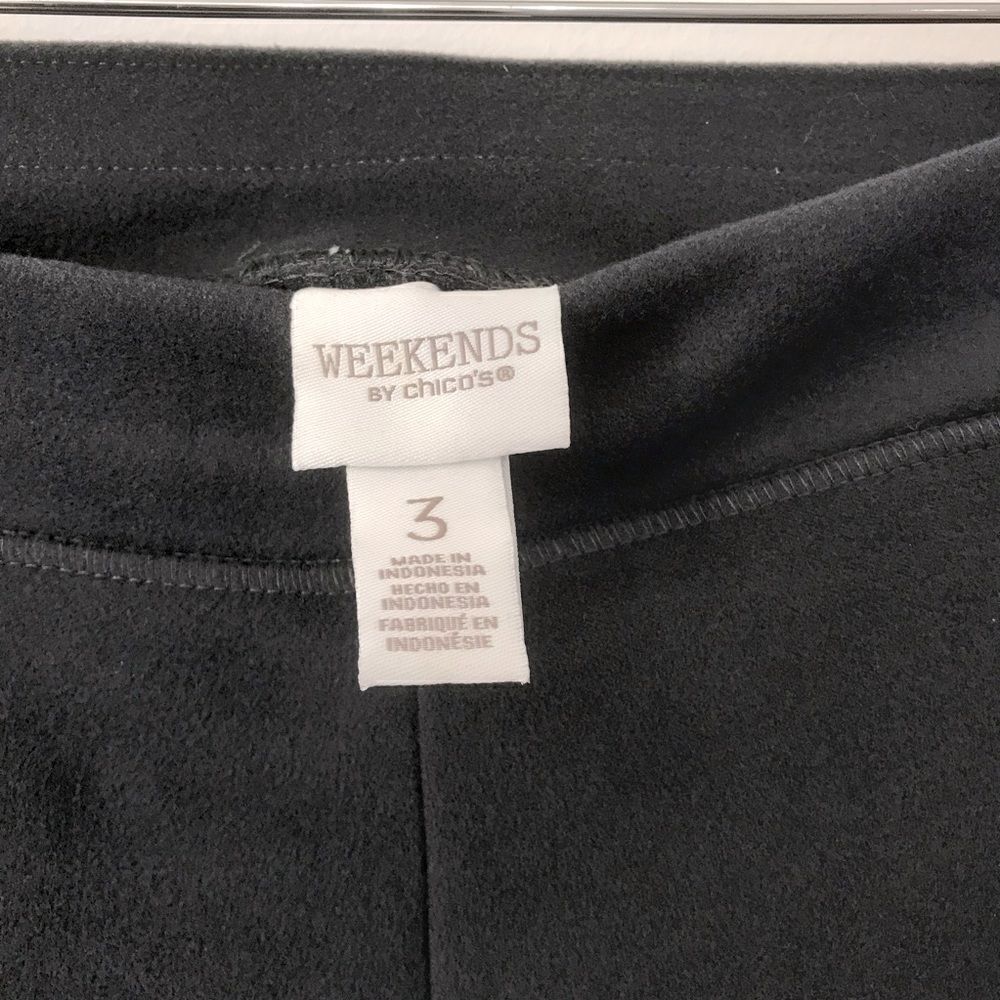 Chico’s Weekends Womens Fleece Pull On Pants Size XL Black Casual Comfort Travel - Picture 2 of 3